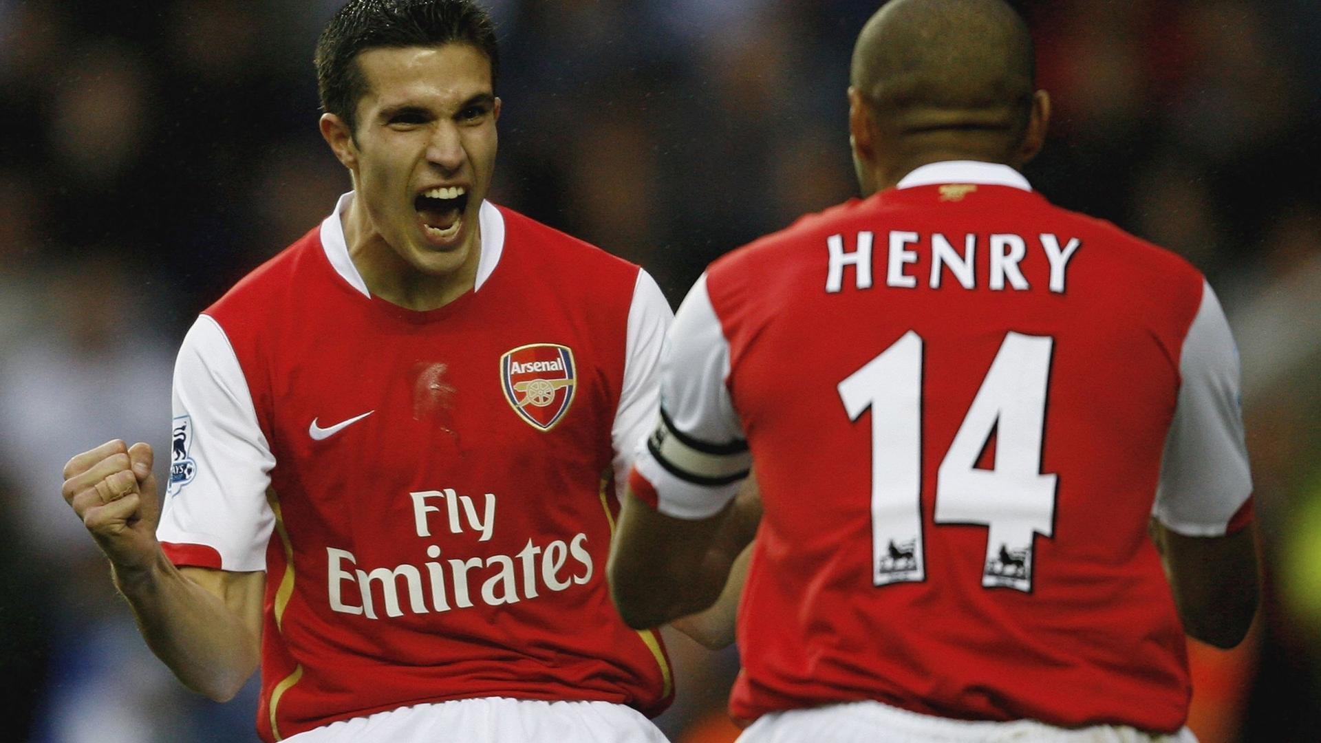 详细阅读:MK赛事-俱乐部与品牌联合推出限定版周边增加粉丝参与感,俱乐部官方 MK赛事-俱乐部与品牌联合推出限定版周边增加粉丝参与感,俱乐部官方